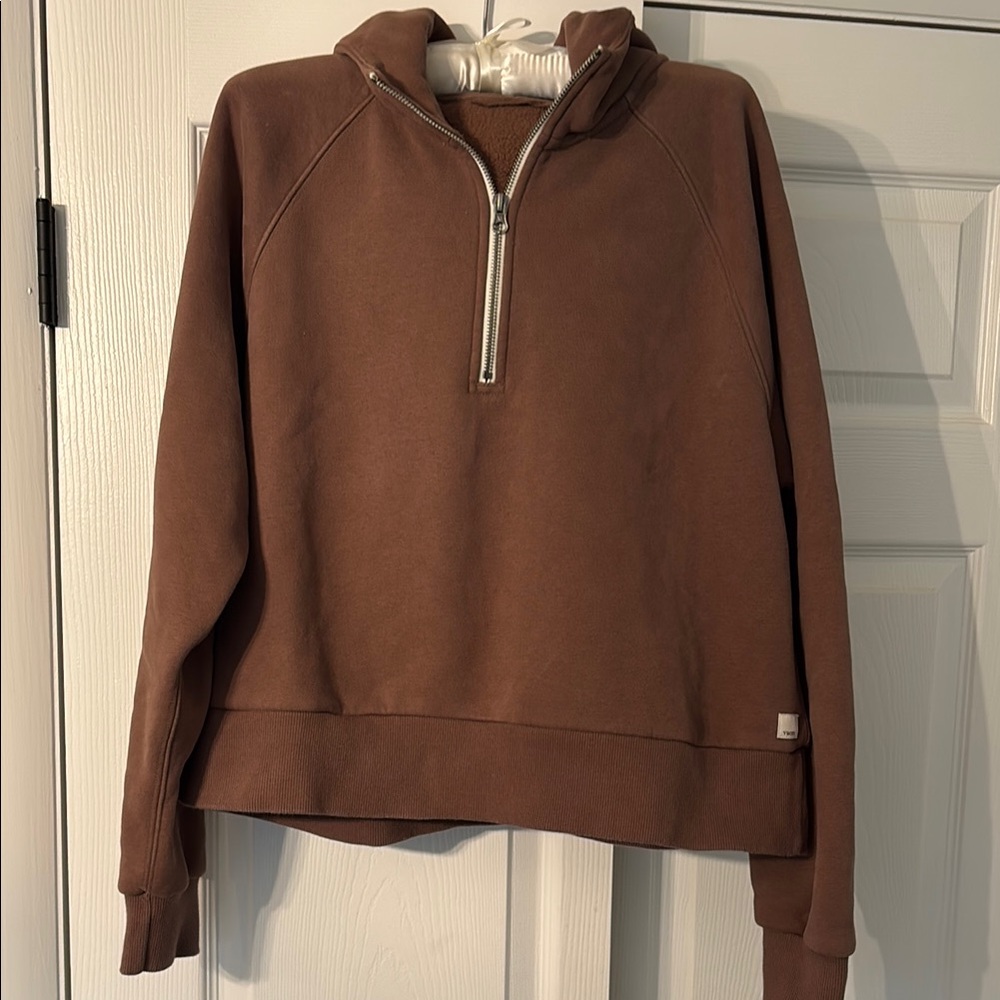 Vuori Half Zip Crop Sweatshirt